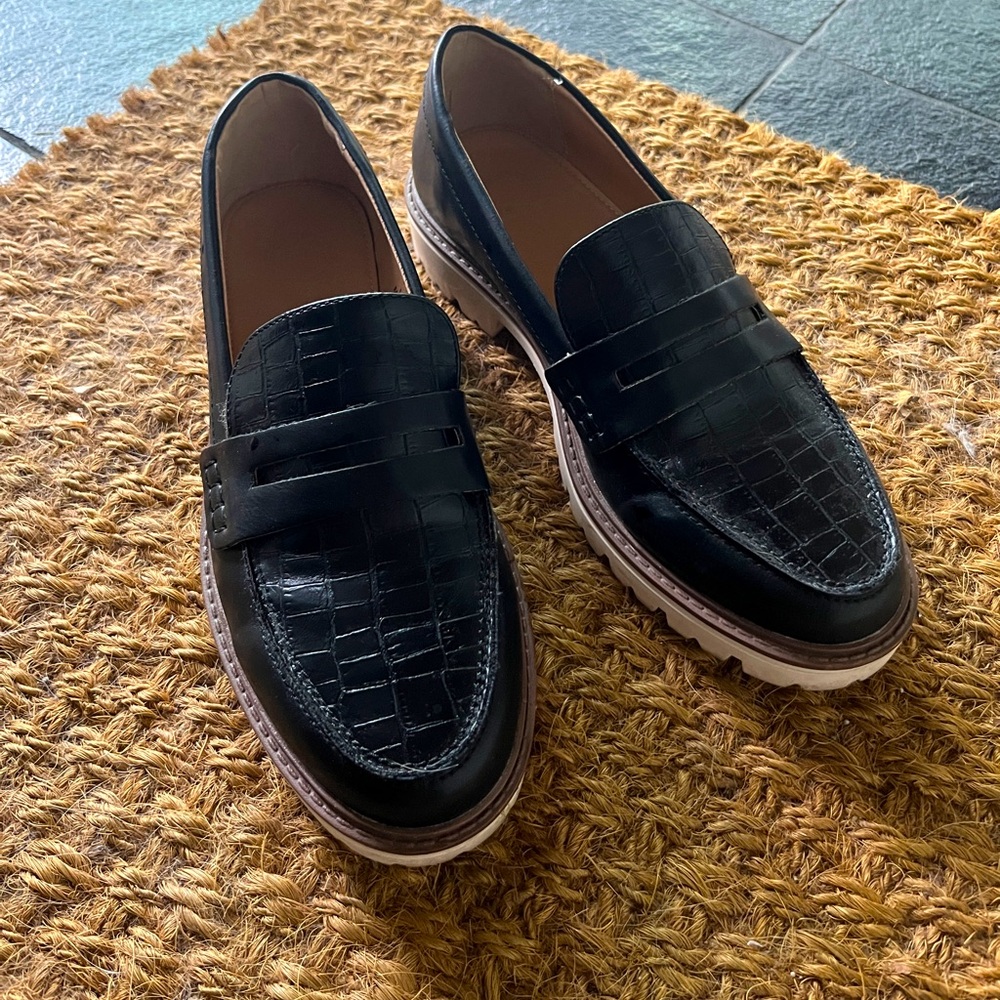 Kenly Loafer - Picture 2 of 5